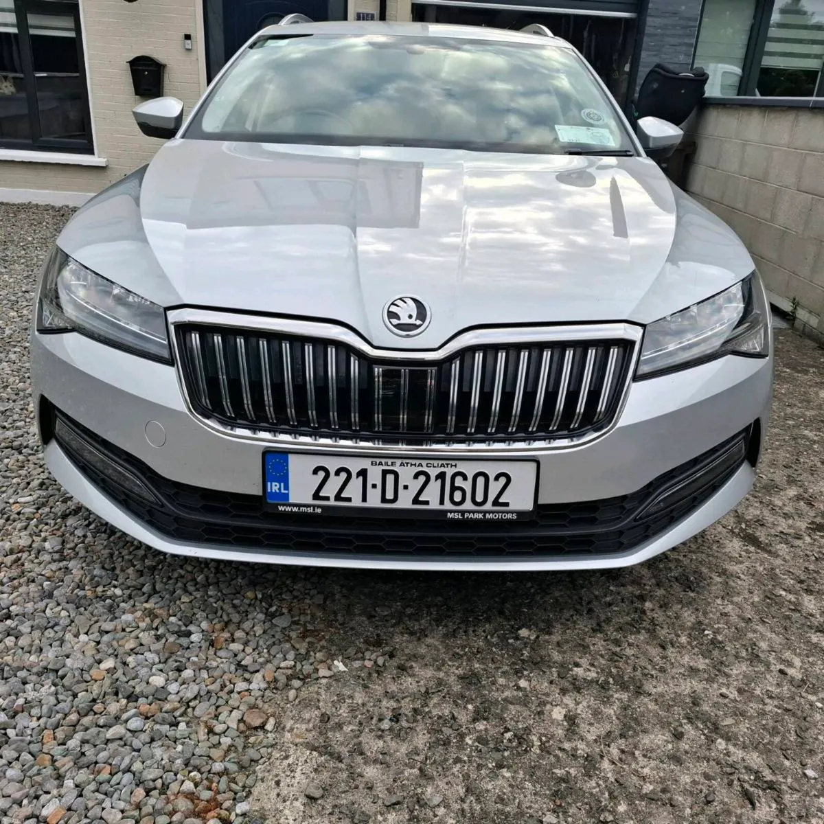 Skoda Superb - Image 2