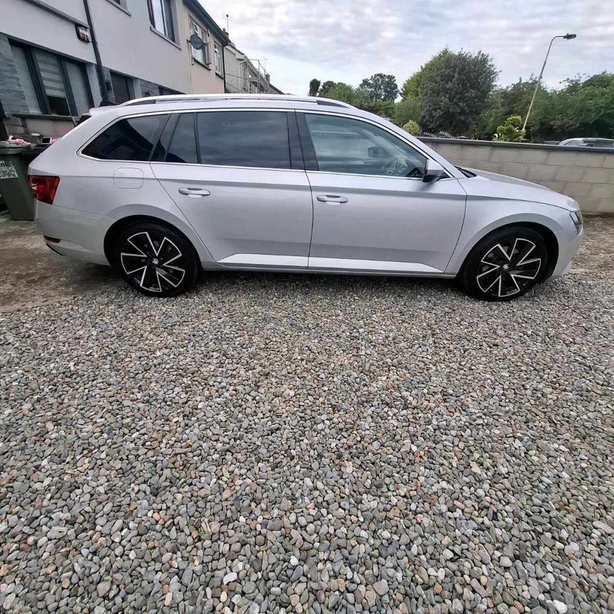 Skoda Superb - Image 3