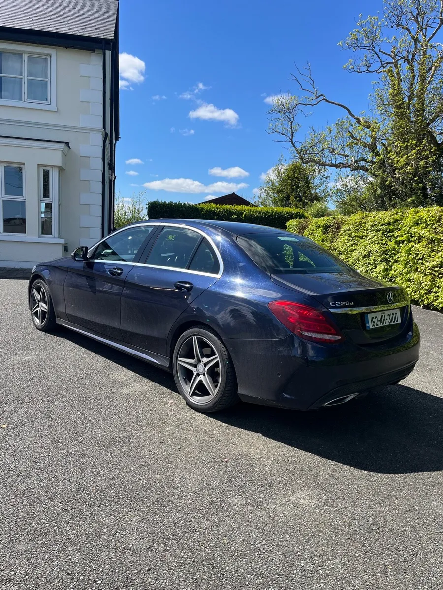 Mercedes-Benz C-Class AMG Line 2016 - Image 2