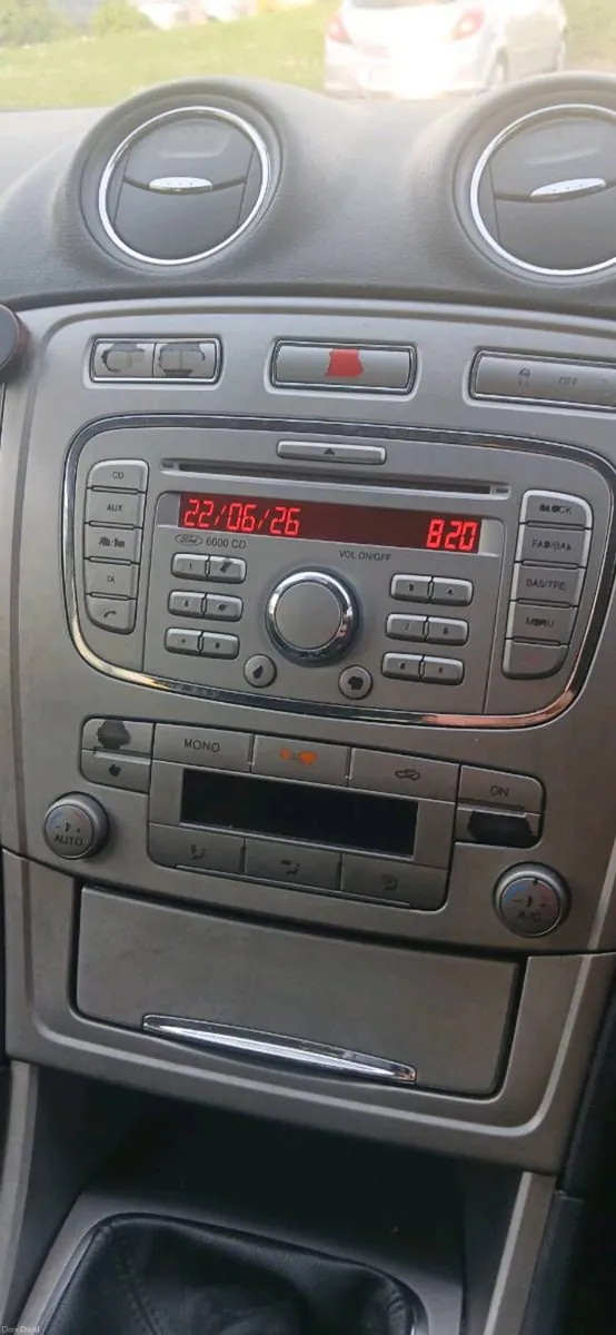 Car - Image 1