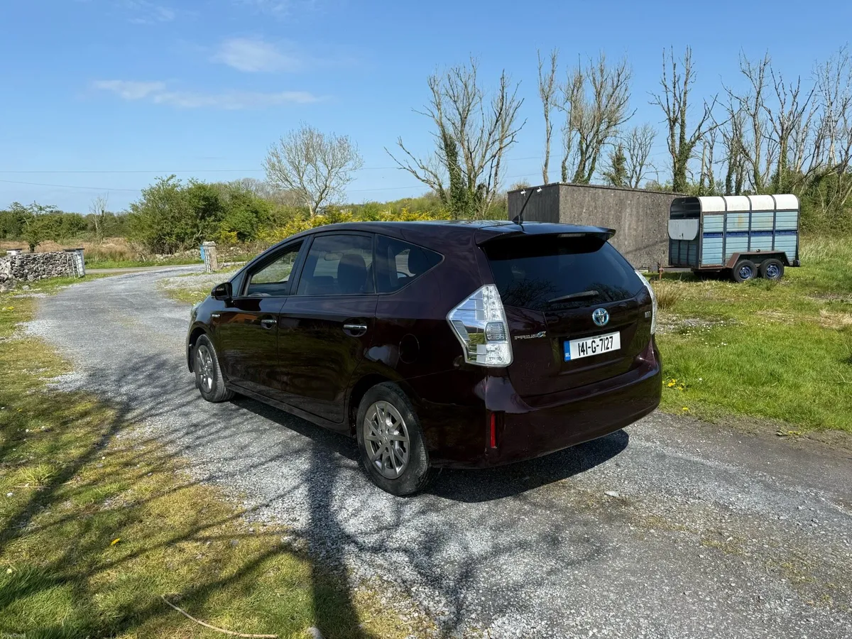 2014 Toyota Prius Alpha NEW NCT + TAX - Image 4