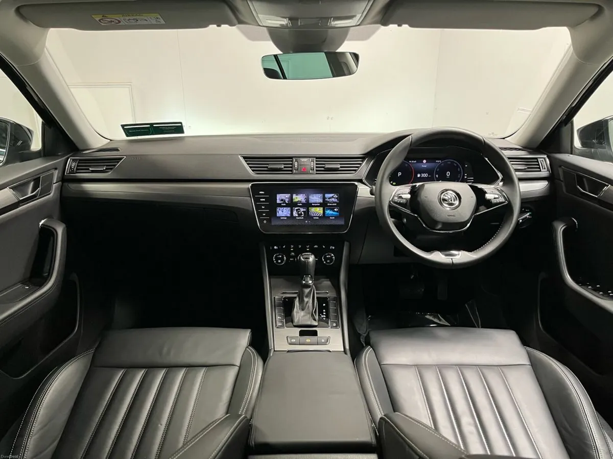 Skoda Superb Style DSG 2.0TDI 150BHP - Reversing C - Image 4