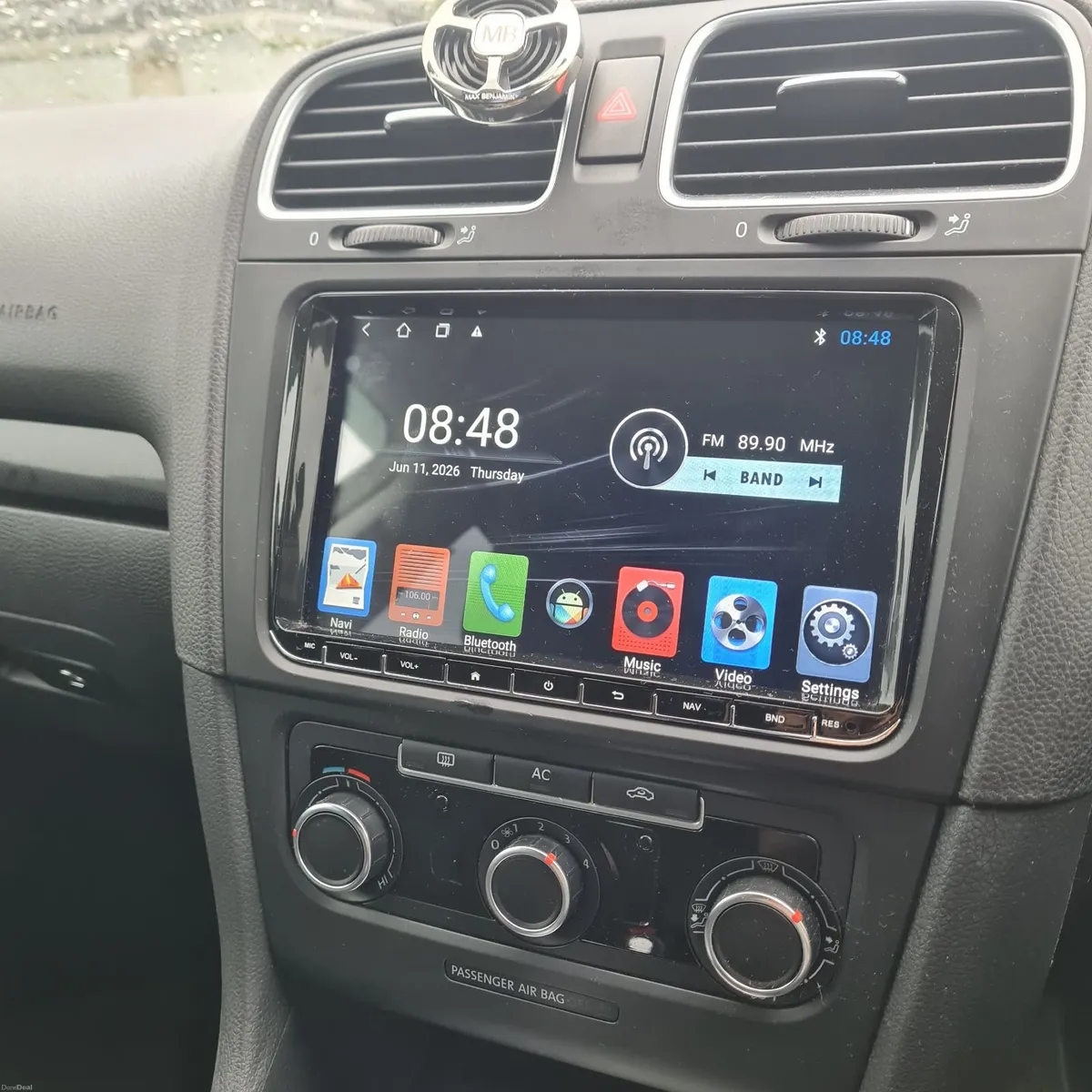 Volkswagen Golf 2012 - Image 2
