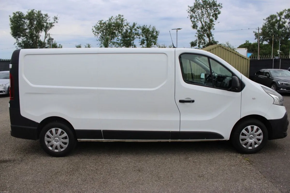 Renault Trafic TRAFIC LL29 DCI 115 BUSINESS  - TEN - Image 3