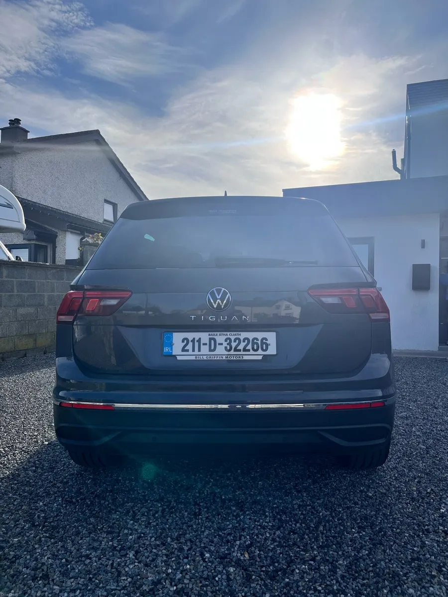 Volkswagen TIGUAN 2.0 TDI R Line Pack - Image 6
