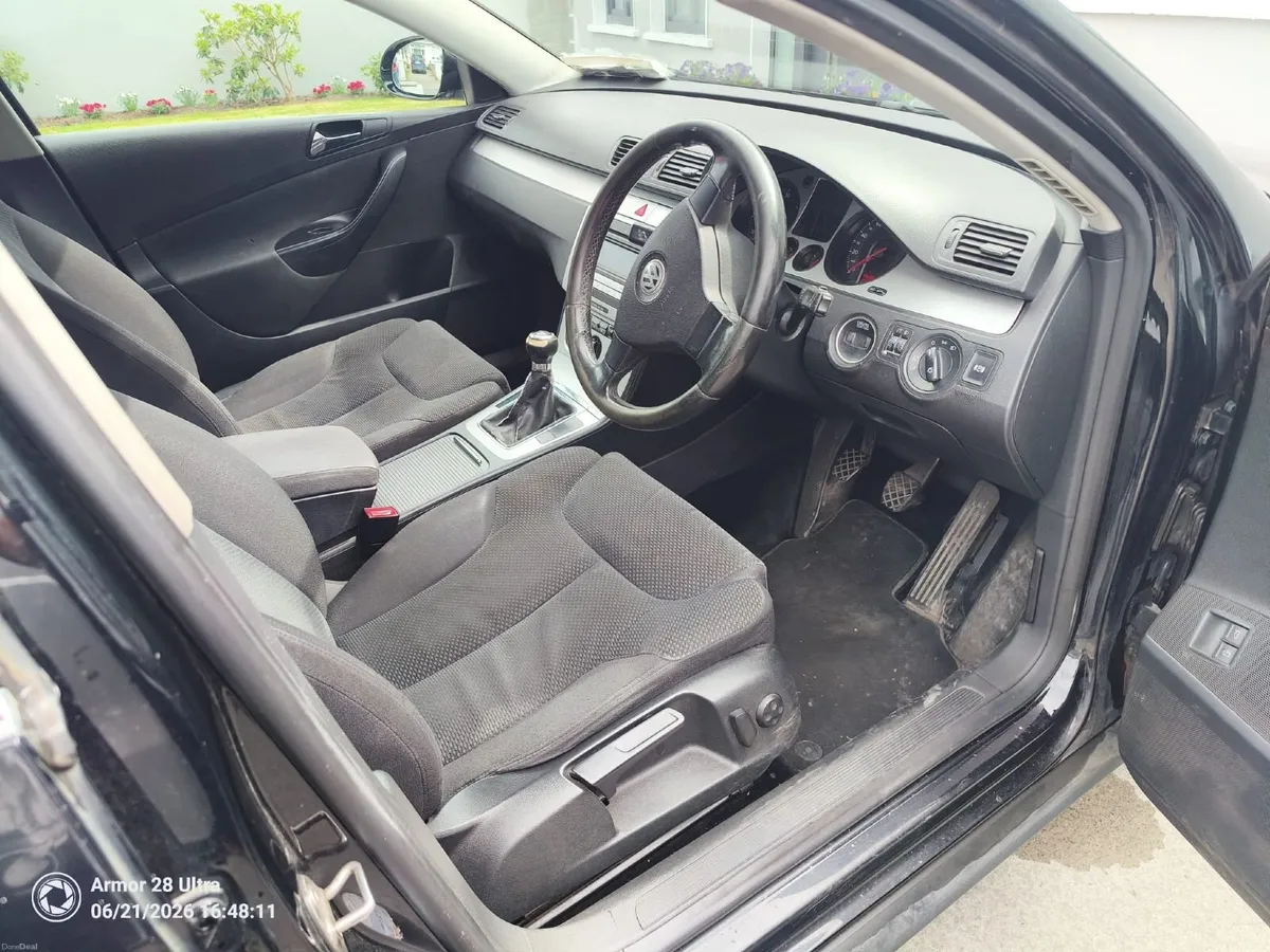 Volkswagen Passat 2007  1.9 TDI - Image 2