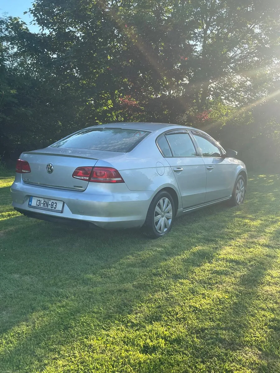 Volkswagen Passat - Image 3