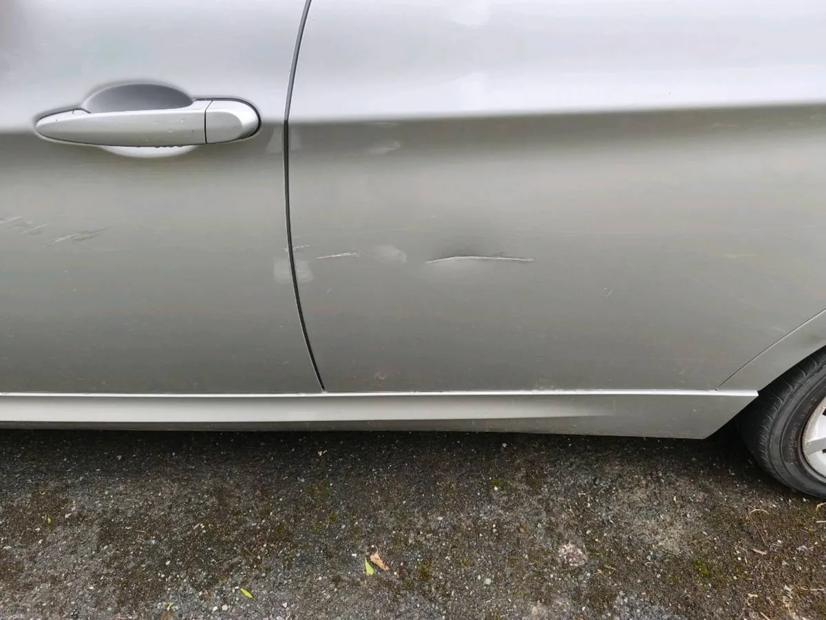 BMW 320 - Image 3