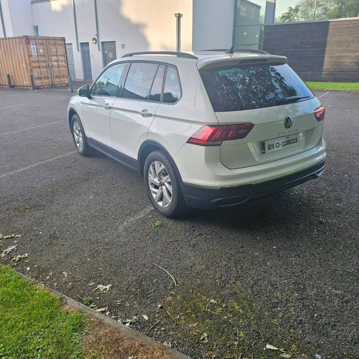 2021 Volkswagen Tiguan LIFE 2.0 TDI D7F 150HP - Image 3