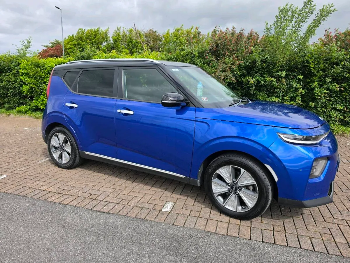 kia e soul car - Image 3