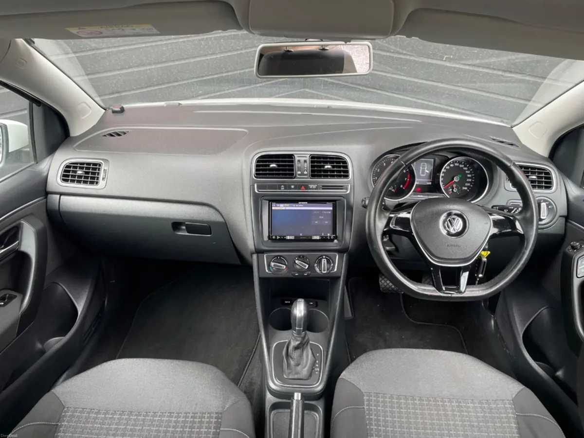 Volkswagen Polo 1.2 TSI AUTO - Image 5