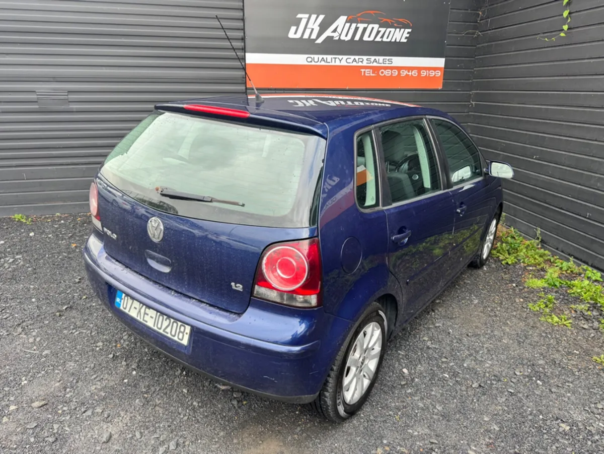 Volkswagen Polo SP 1.2 70BHP SPORT - Image 4