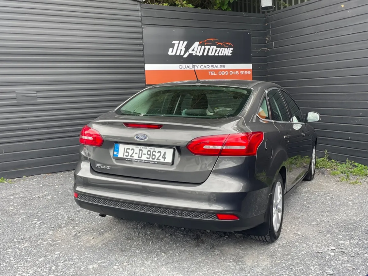Ford Focus TITANIUM 1.5 TD 6SPEED 4DR - Image 6