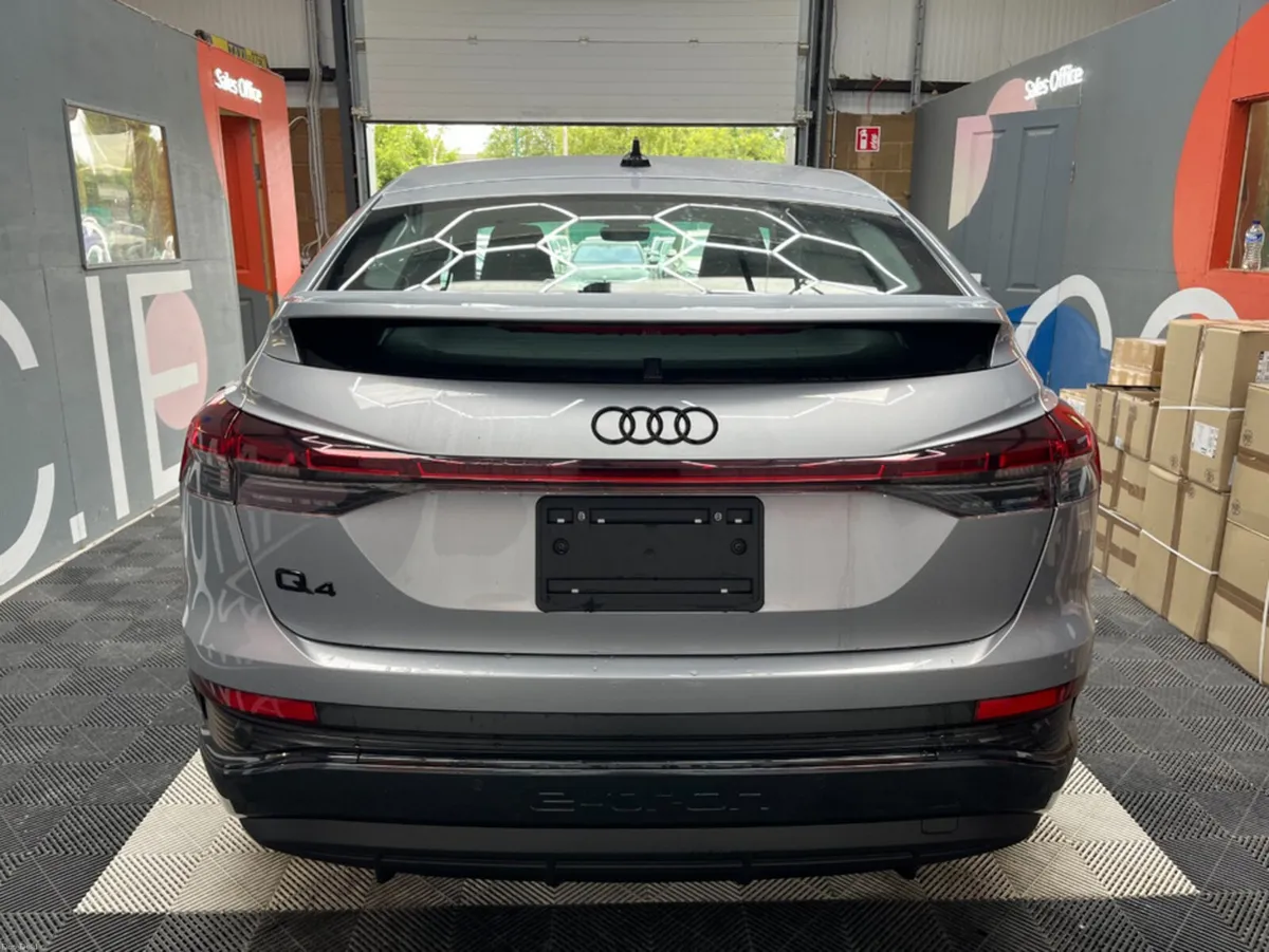 Audi Q4 e-tron 2025 AUDI Q4 SPORTBACK E-TRON AUTOM - Image 3