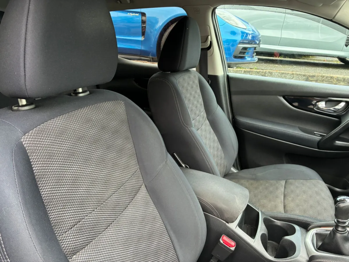 Nissan Qashqai 1.5 DSL SV SAFETY - Image 5