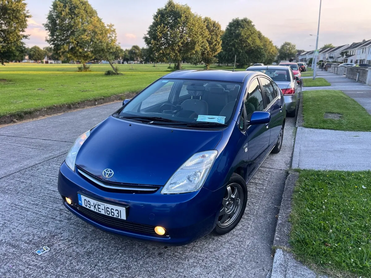 Toyota Prius 1.5 hybrid - Image 4