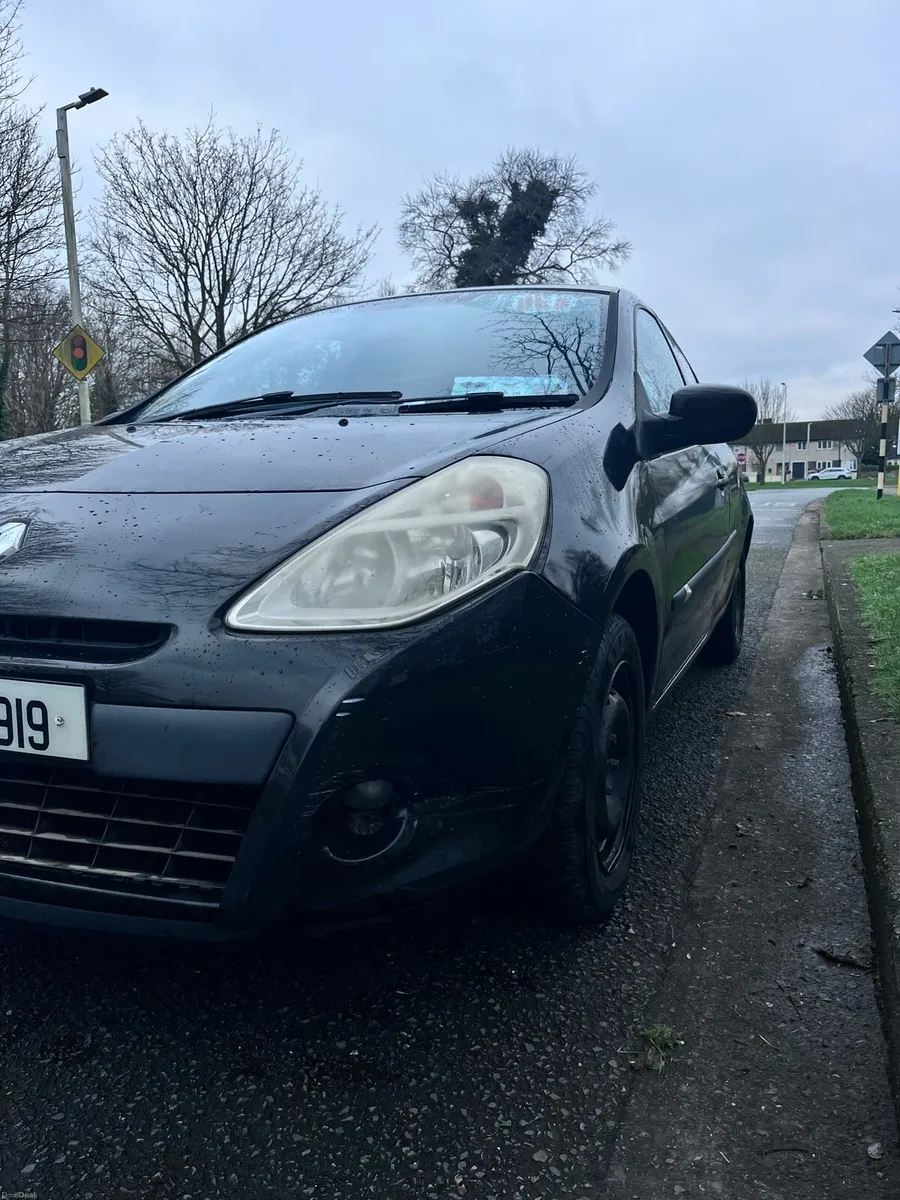 Renault clio 2010 - Image 2