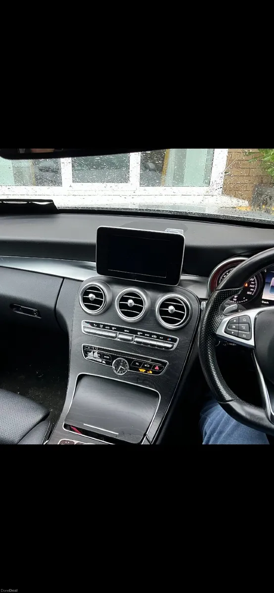 Mercedes-Benz C-Class 2016 - Image 2