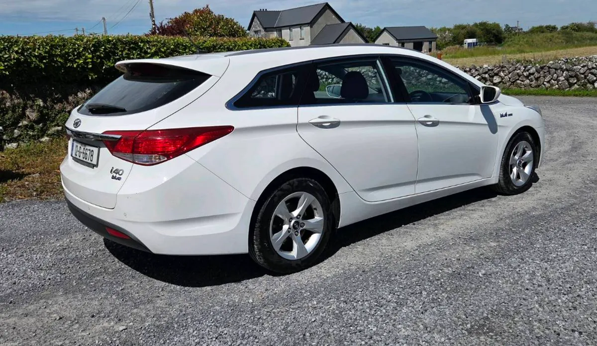 Hyundai i40 - Image 2