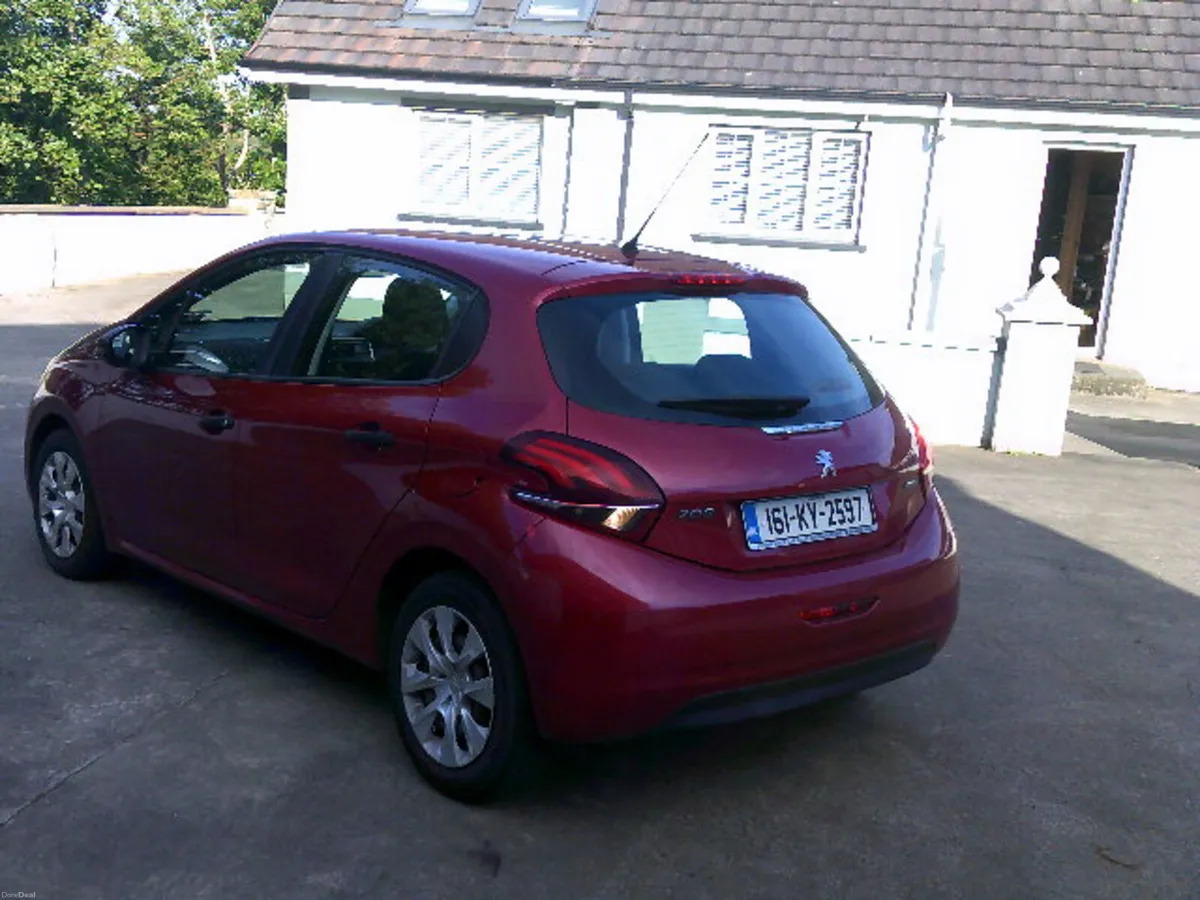 Peugeot 208 2016---LOW  INSURANCE - Image 5