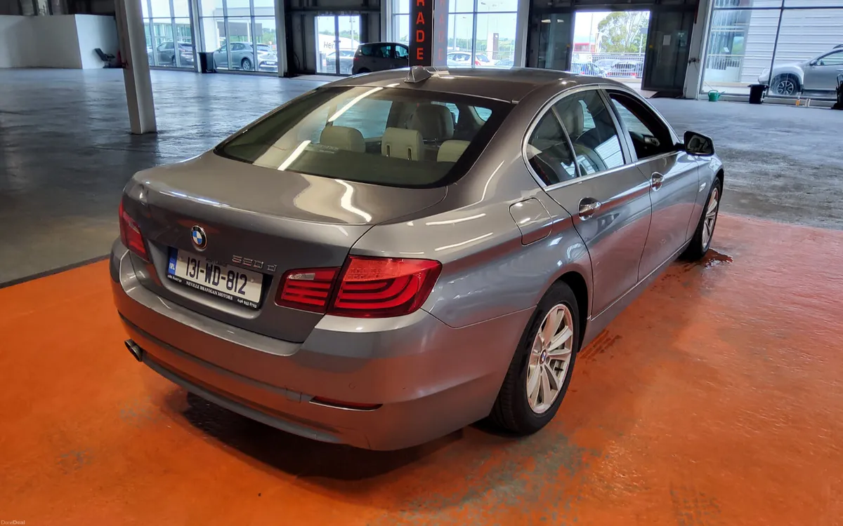 BMW 5-Series 2013 - Image 3