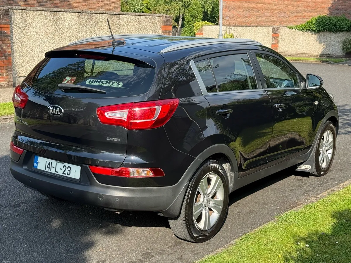 141 Kia Sportage LXE NEW NCT 05/27 - Image 4