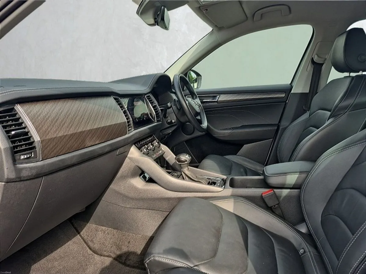 Skoda Kodiaq ** BEST VALUE ** 7 SEATS ** STYLE ** - Image 6