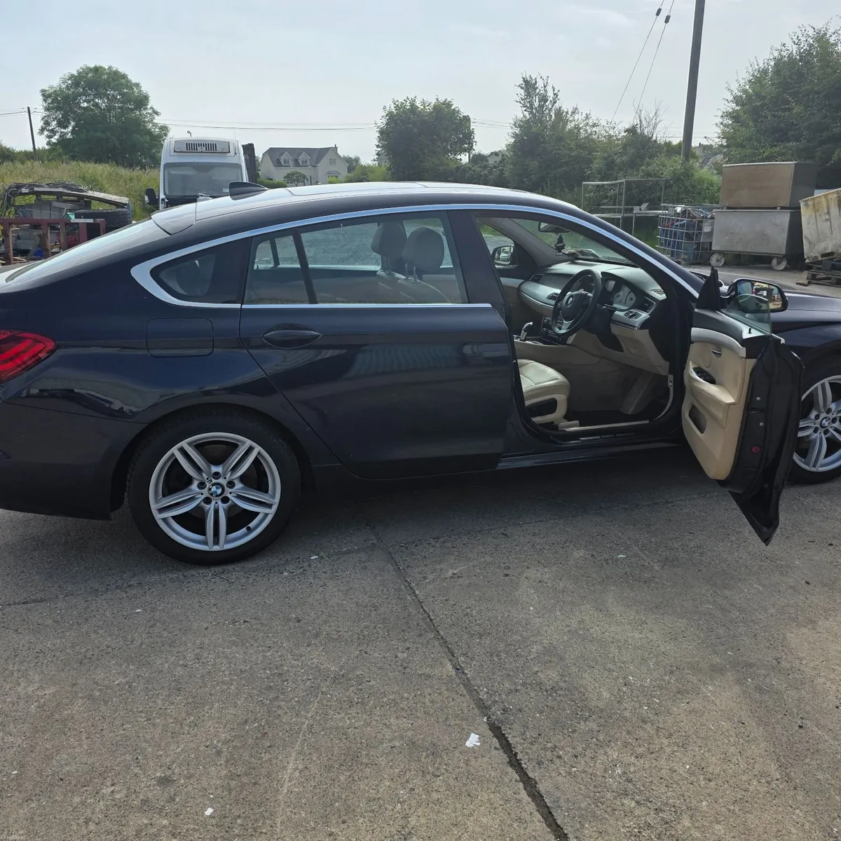 BMW 5-Series 2013 - Image 4