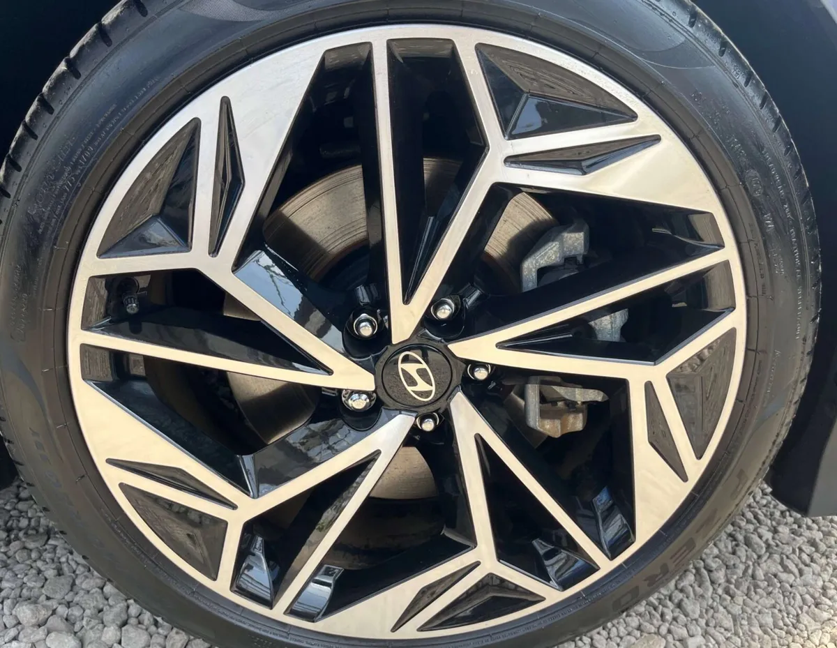 242 Hyundai IONIQ 6 77.4kWh Ultimate  - Every Extr - Image 2