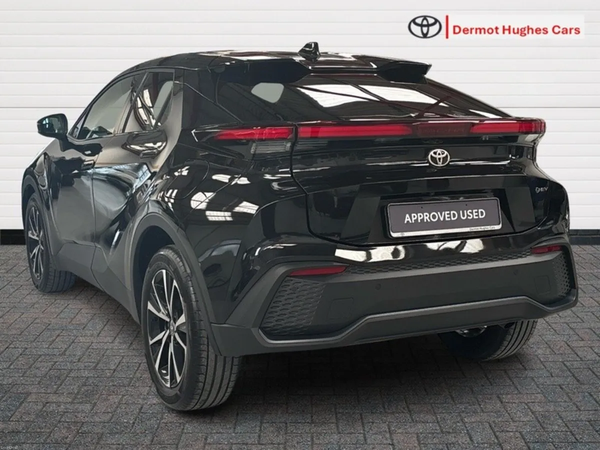 Toyota C-HR HEV SPORT AUTO - Image 2
