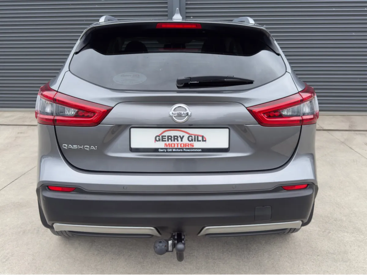 Nissan Qashqai 1.5 DSL SV PREMIUM DCT AUTO ** Glas - Image 6