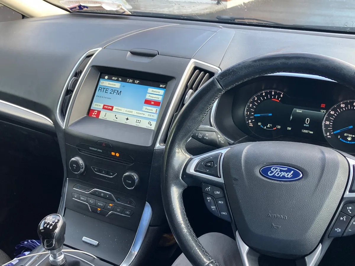 Ford S Max Titanium - Image 5