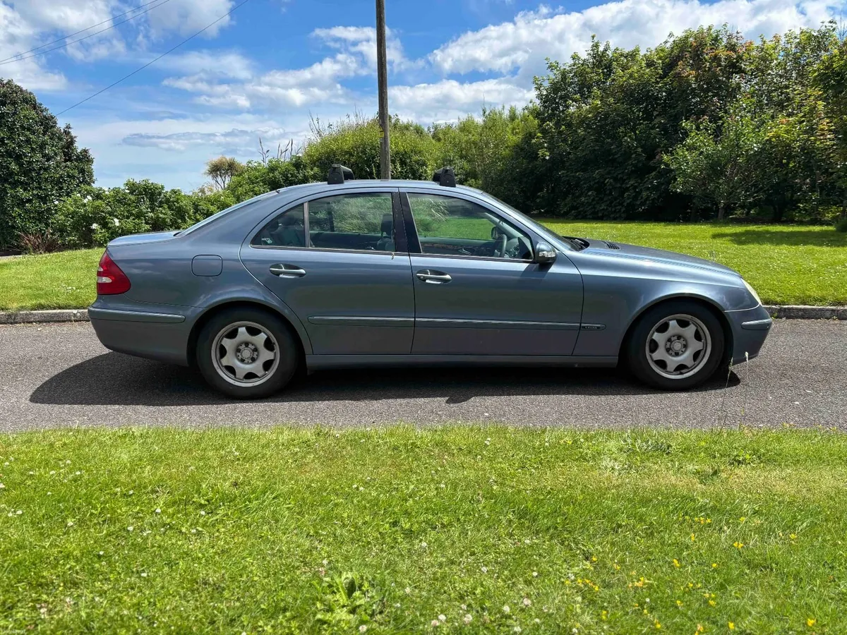2005 Mercedes-Benz E-Class - Image 1