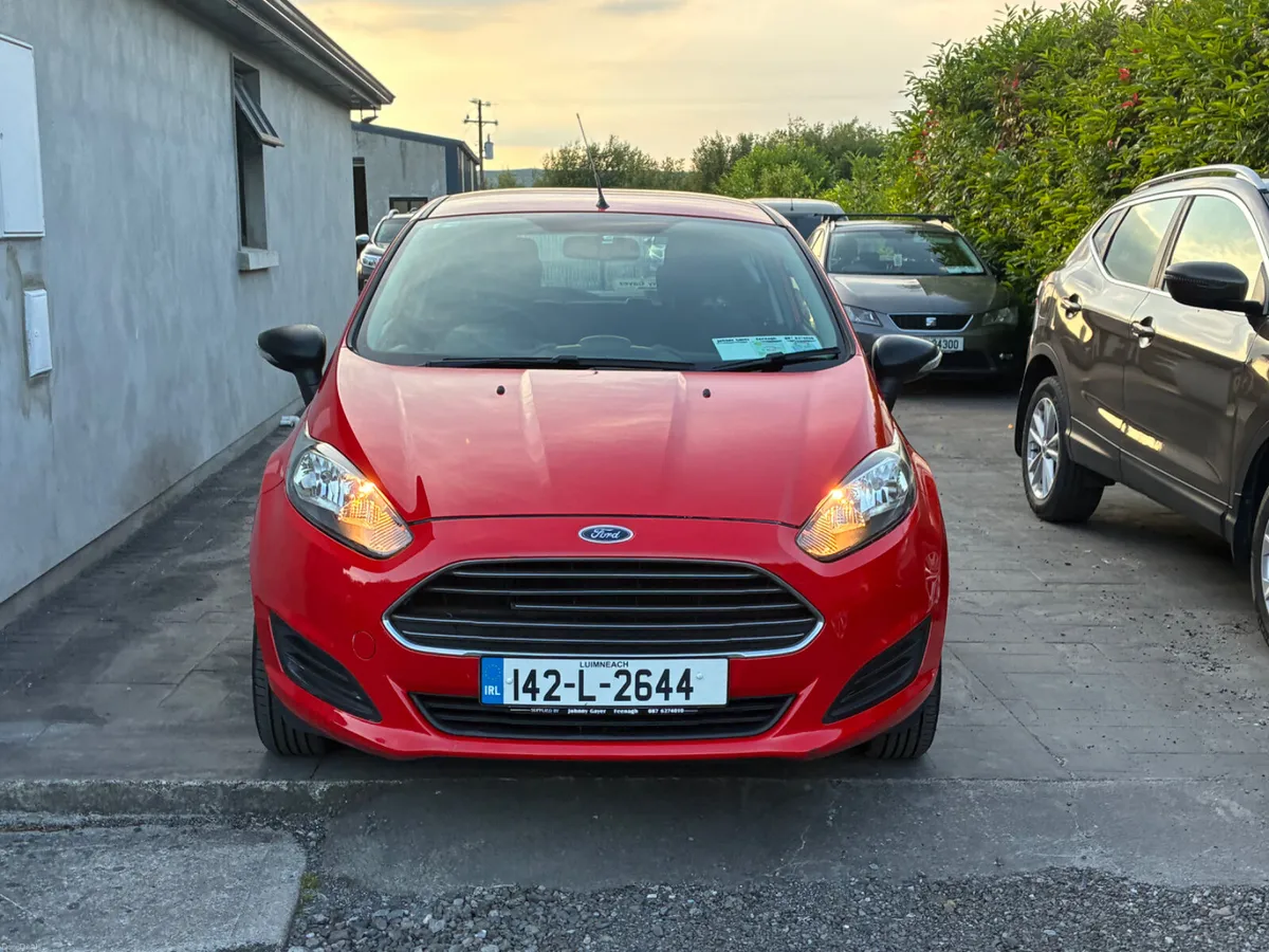 Ford Fiesta 2014 - Image 2
