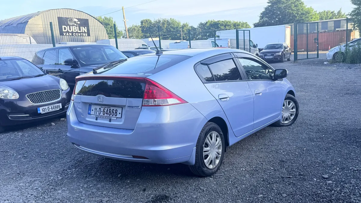 Honda Insight 2011 Hyrid Fully Automatic - Image 4
