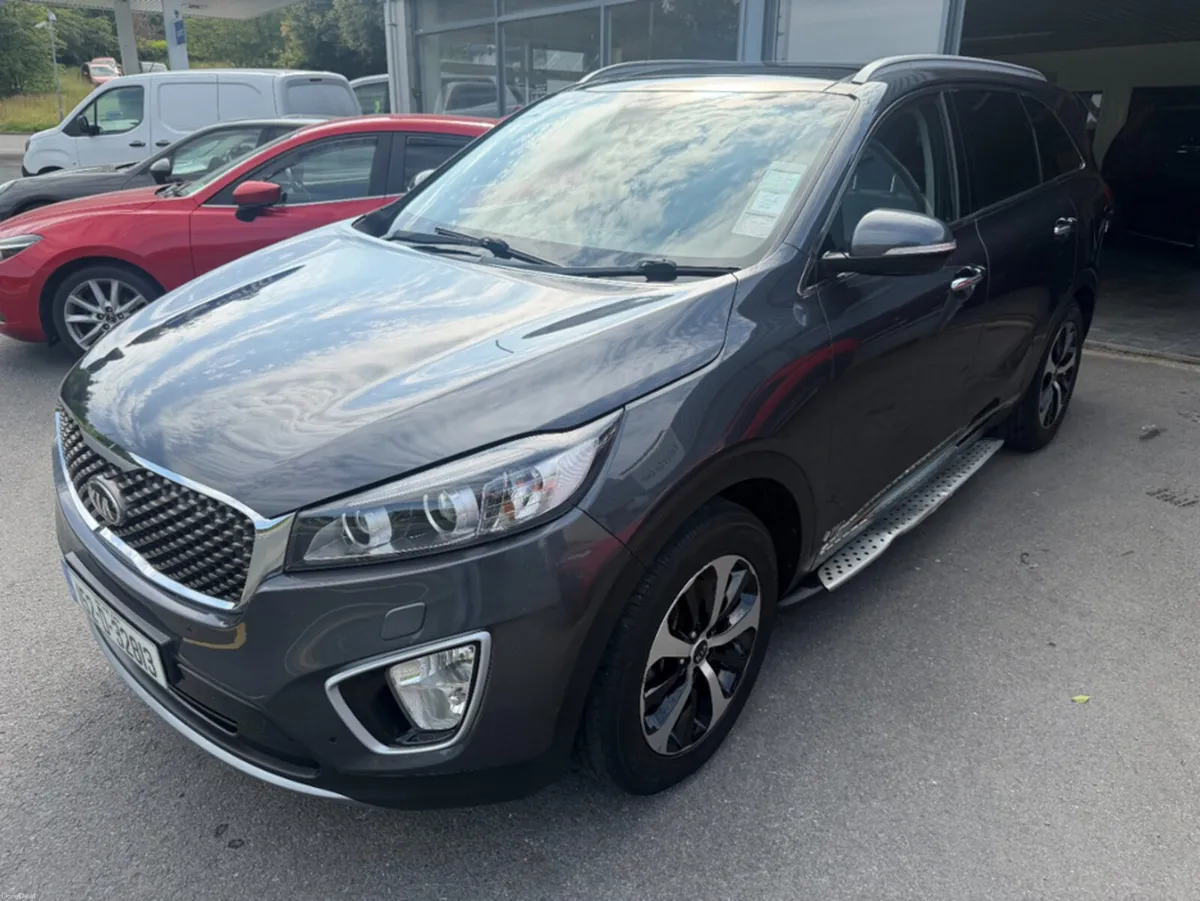 Kia Sorento Platinum 2.2 CRDI 200bhp 4WD 7 Seater - Image 3