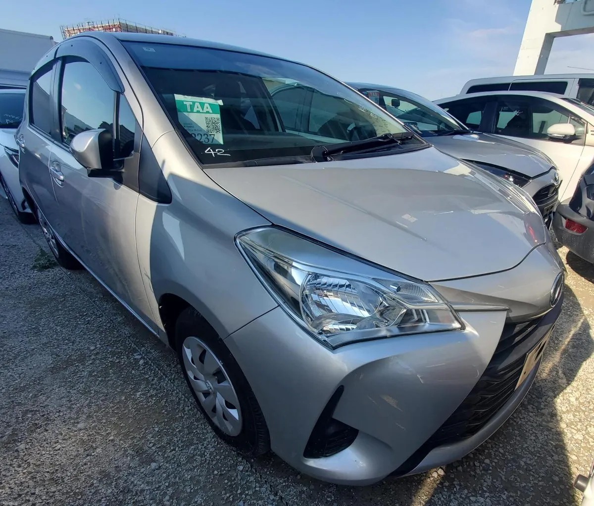 Toyota Vitz 2018 | 28k kms only | arriving in Aug - Image 4
