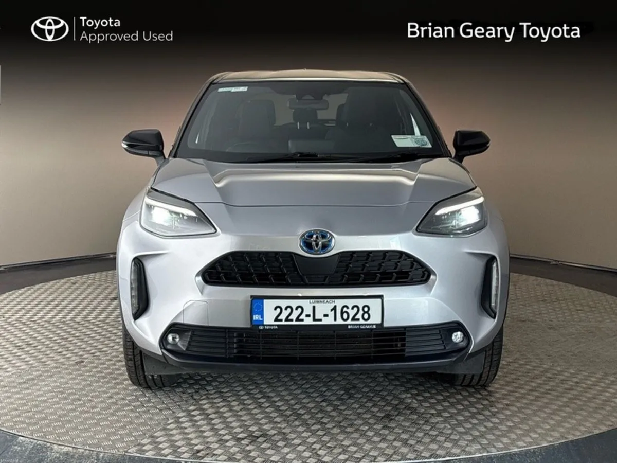 Toyota Yaris Cross HYBRID LUNA SPORT - Image 5