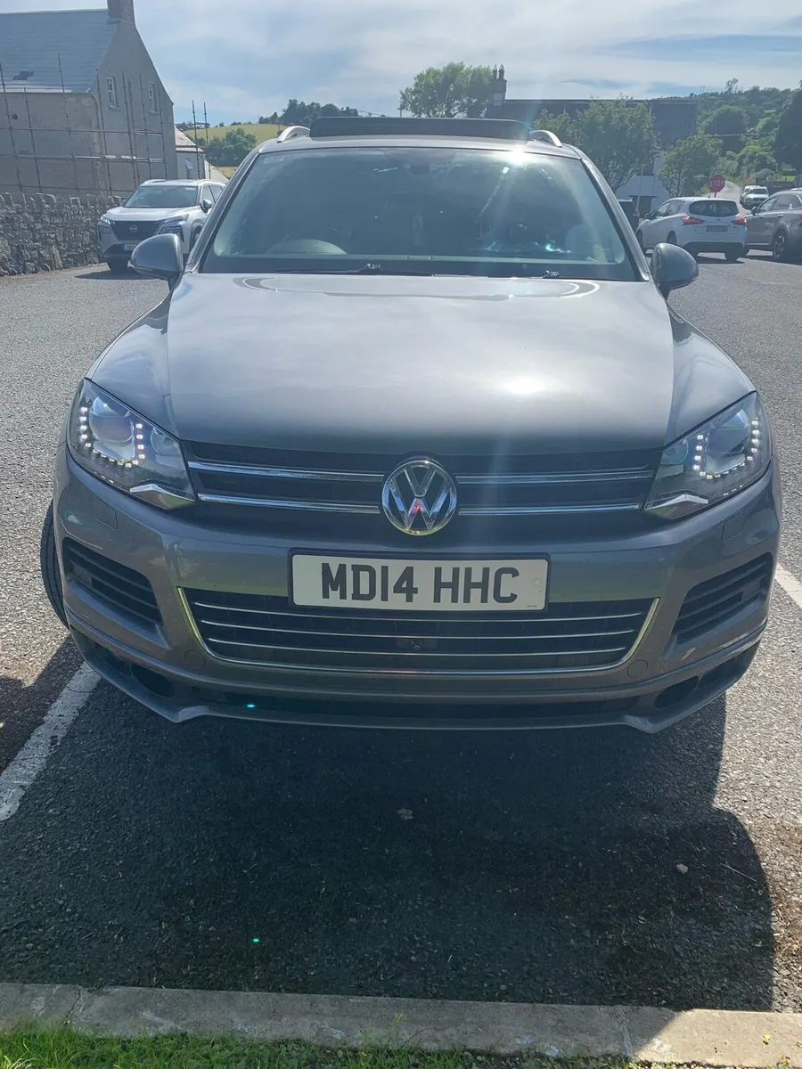 car - Image 1