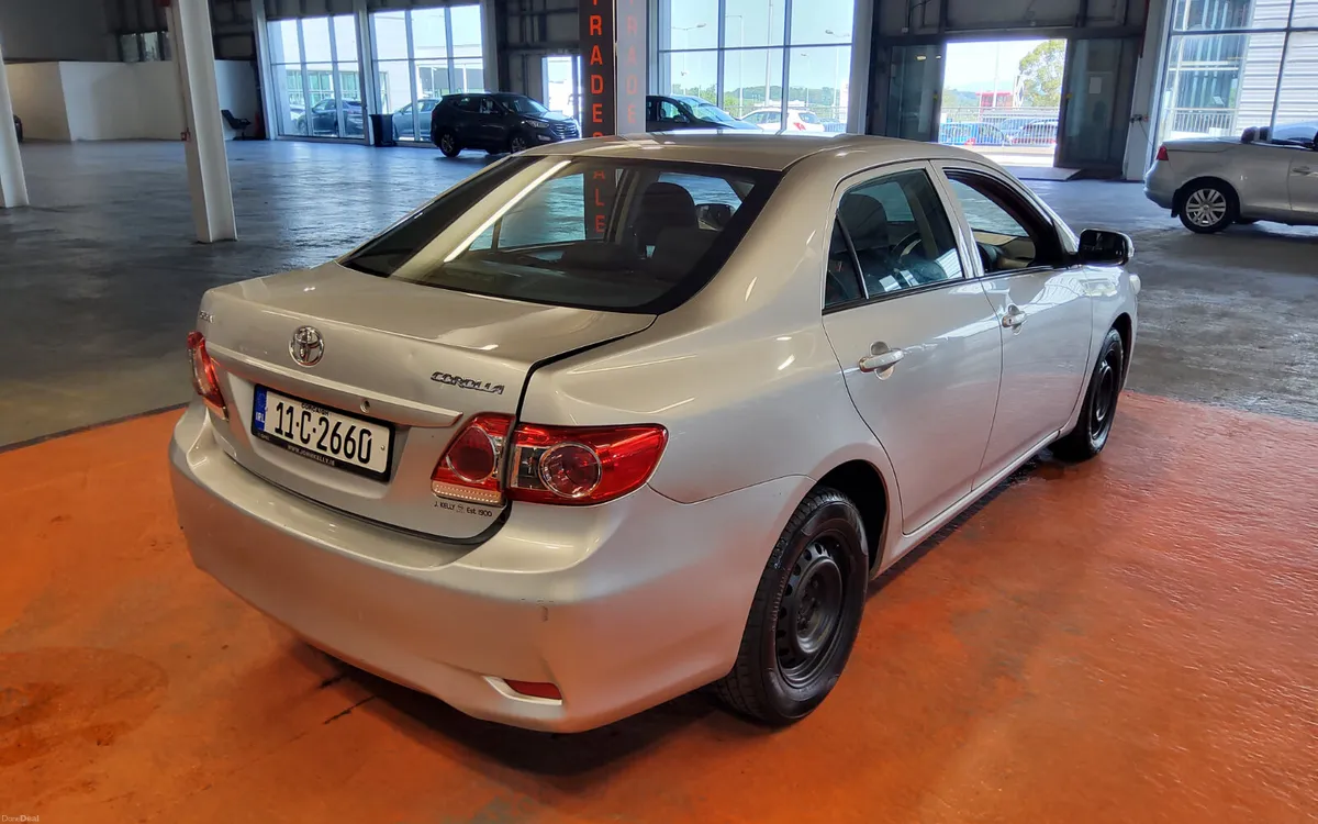 Toyota Corolla 2011 - Image 3