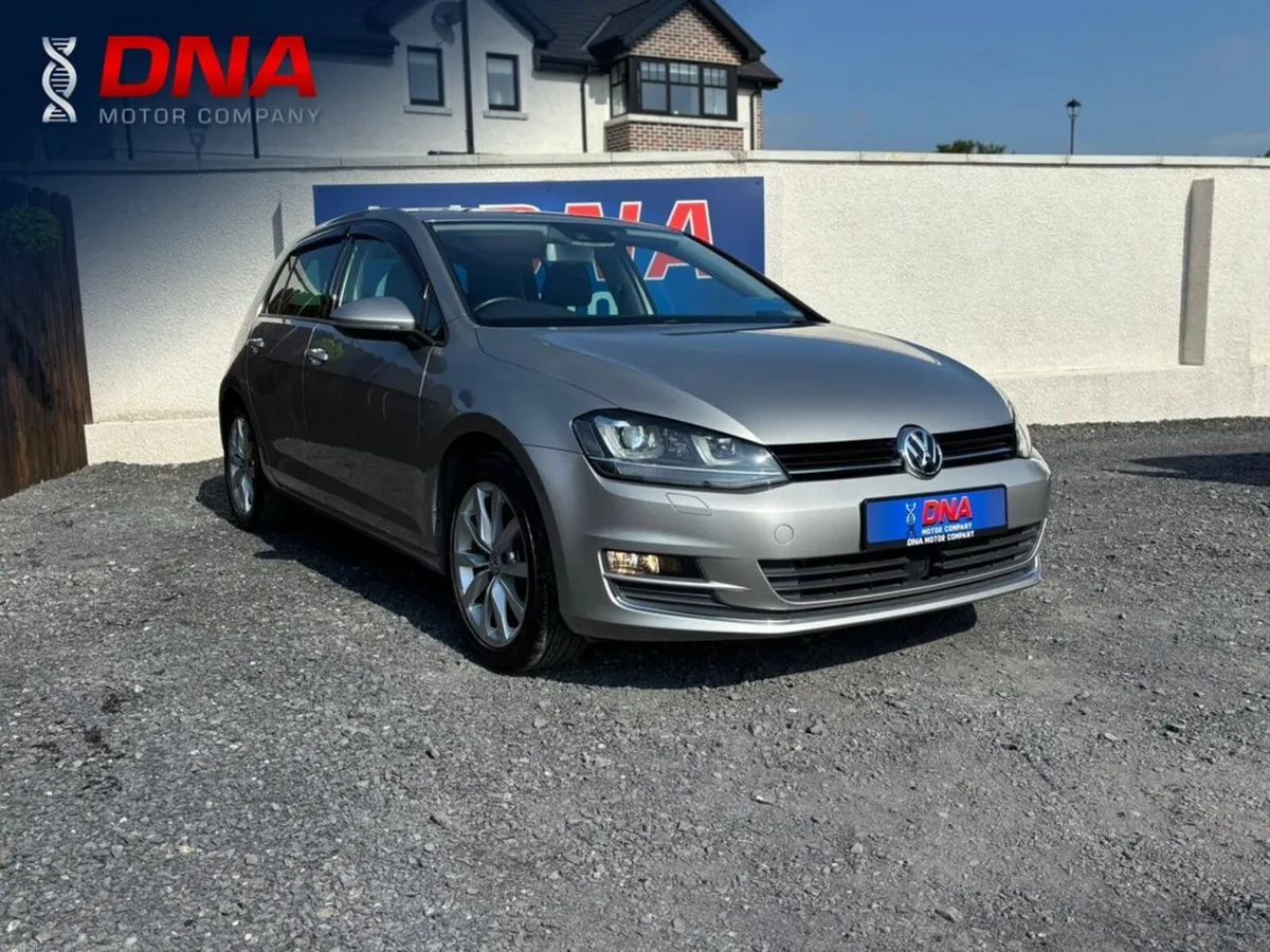 Volkswagen Golf HIGHLINE - LOW KM - Image 1