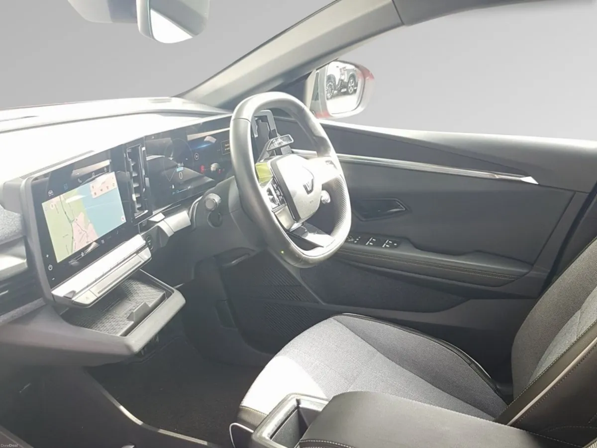 Renault Megane E-Tech EV40 130hp Techno - Image 4