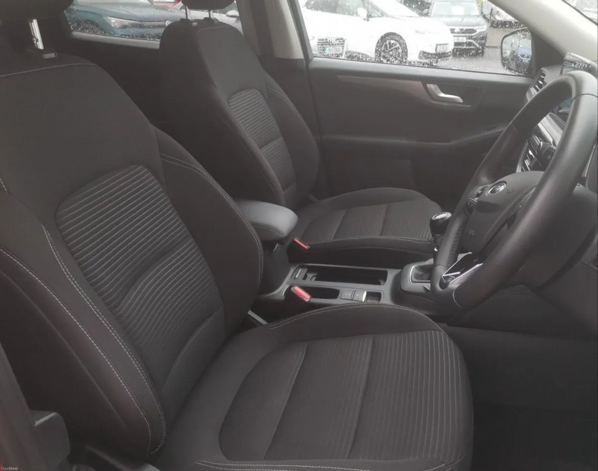 Ford Kuga Titanium 1.5 EcoBlue 120PS **REAR VIEW C - Image 5