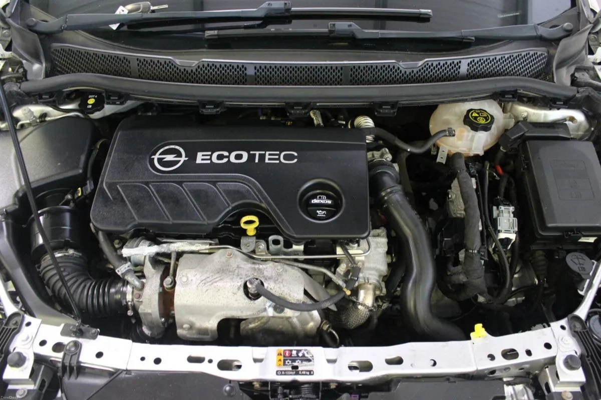 Opel Astra 1.6CDTi 110PS Sri - TENDER 20 - Image 4