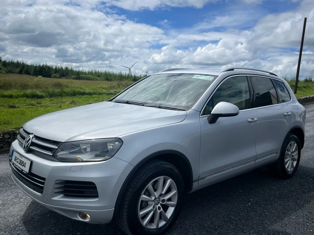 2012 VW Touareg - Image 2