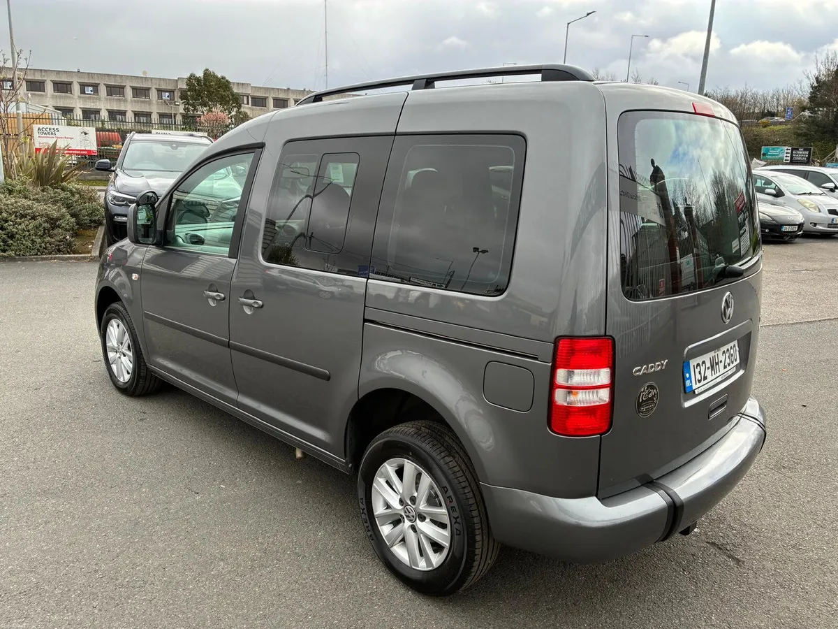 Volkswagen Caddy Drive From Wheelchair - 2013 - Image 5