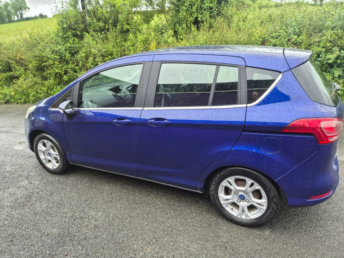 Ford B-Max 1.5 TDCI 75 ZETEC 5DR - Image 6