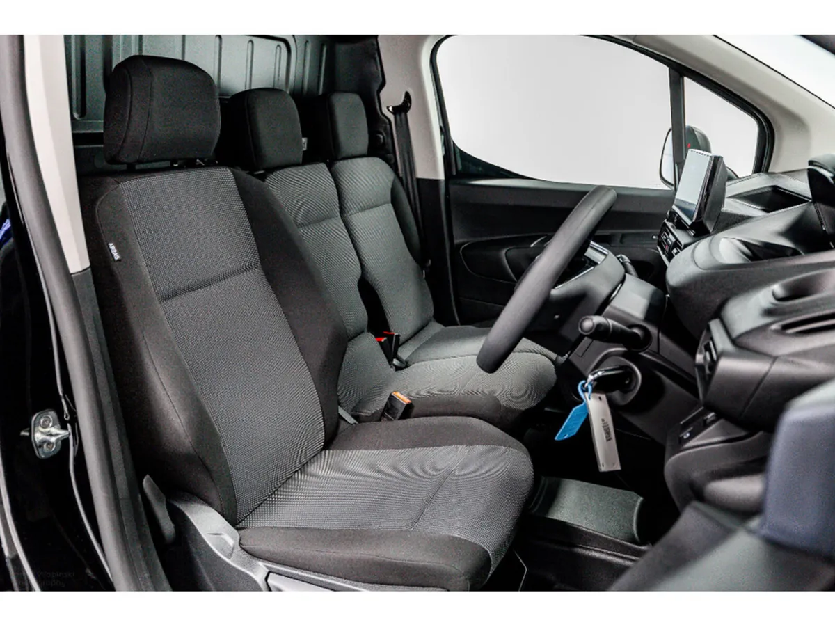 Peugeot Partner *€3, 000 OFF* Pro Plus 1.5 Diesel - Image 3