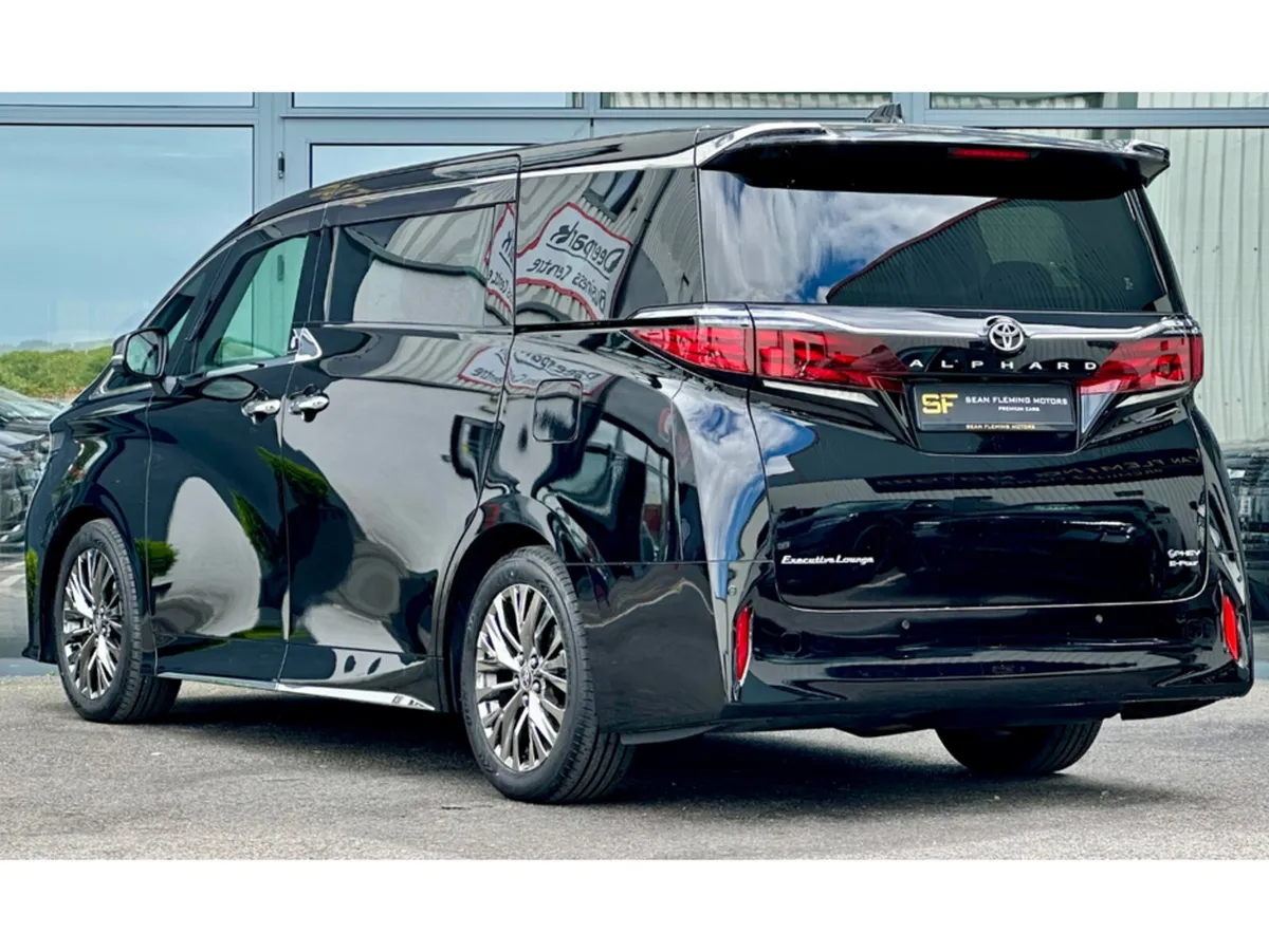 Toyota Alphard Executive Lounge PHEV E-Four - Image 3