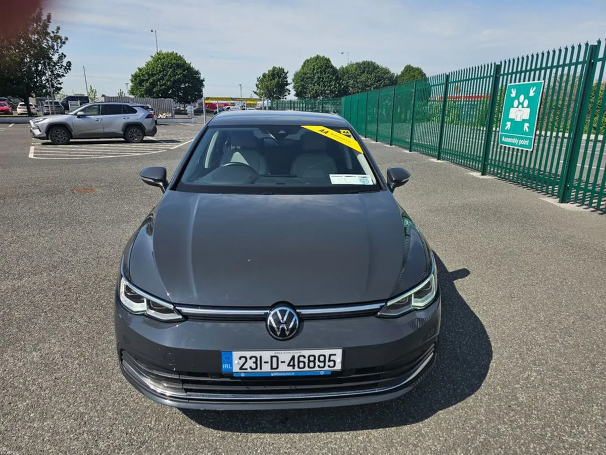 Volkswagen Golf 1.4 PETROL / PLUG IN HYBRID, HEATE - Image 3